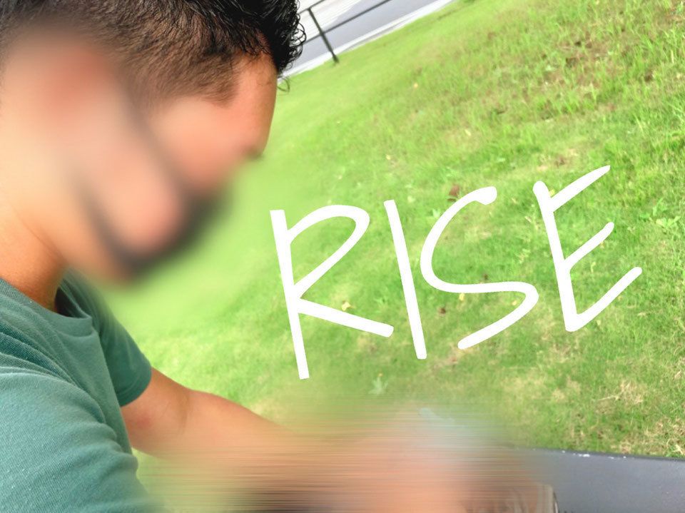 「巨根全裸密着RISE」のカバー写真