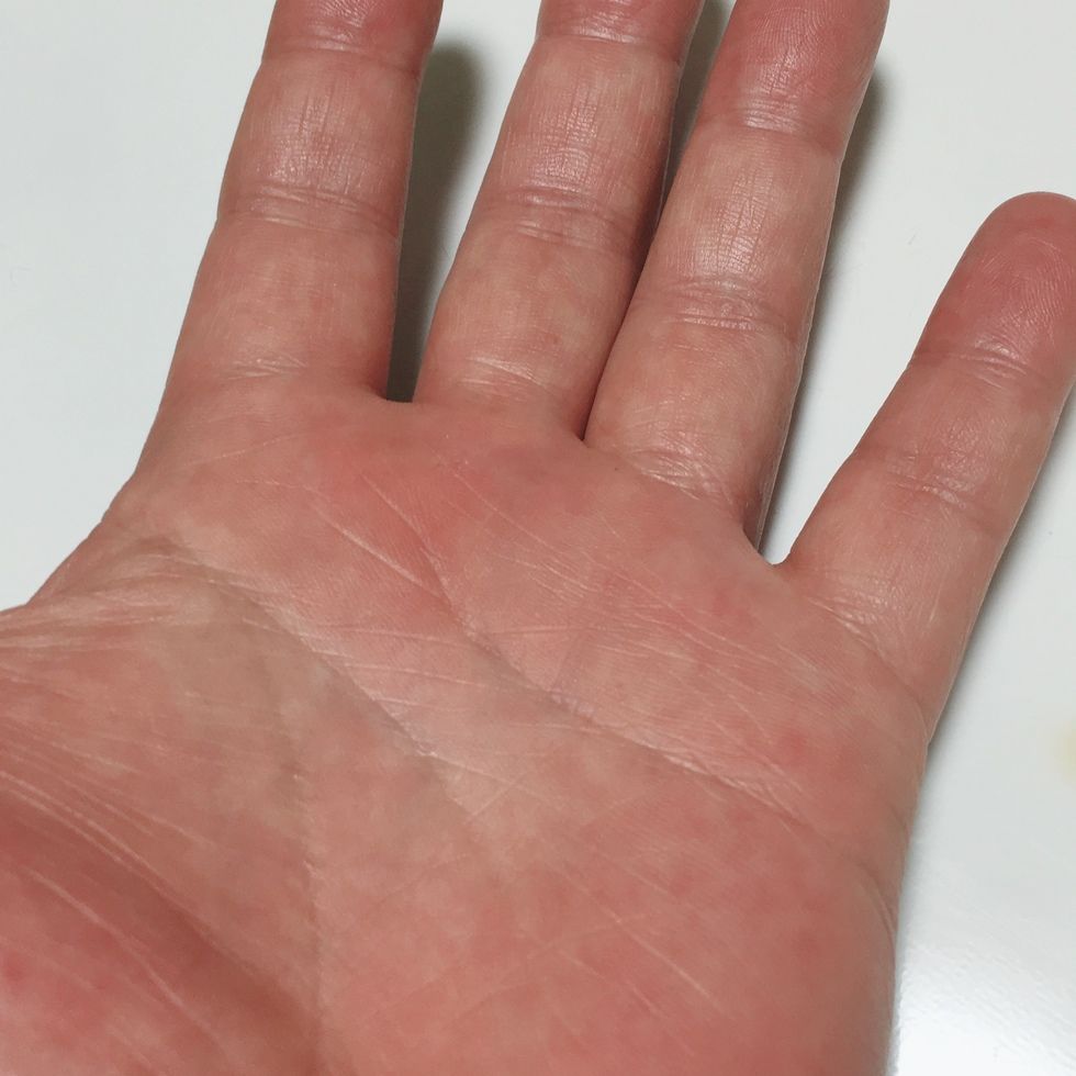 「DADDY’S HANDS」のカバー写真