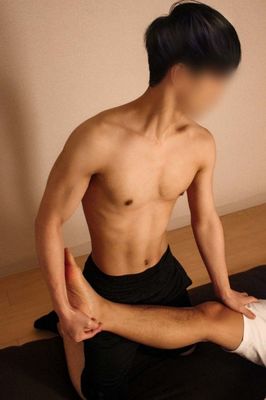 「SUPREME SUPPORT CAREISM」の写真