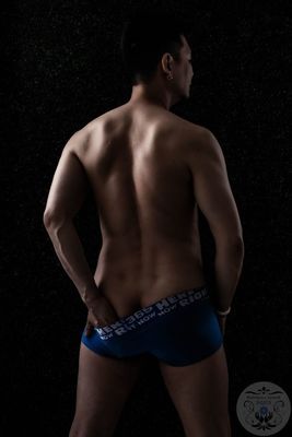 「エクスタシィハンズトウキョウ」のカバー写真